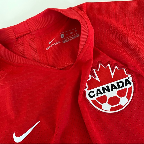 Nike Women's Canada 2019-20 Vaporknit Authentic Red Soccer Jersey XS - Picture 4 of 5